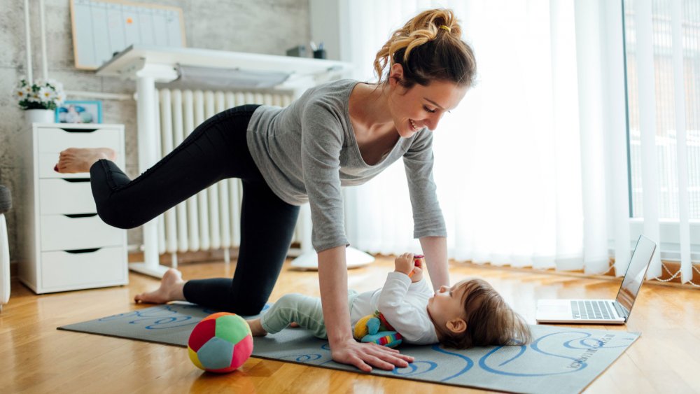 Comment et quand reprendre le sport après mon accouchement ?